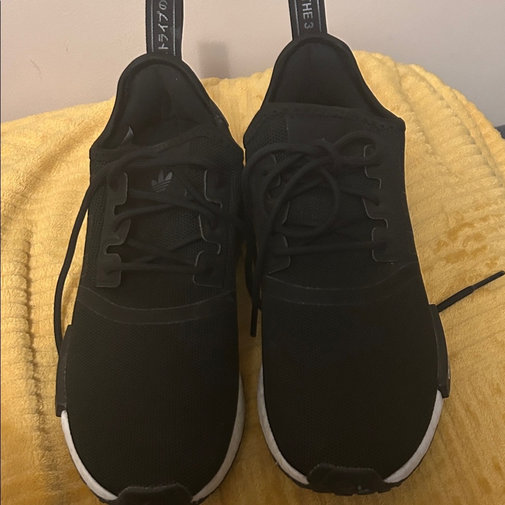 Adidas Men's Black and White Sneakers